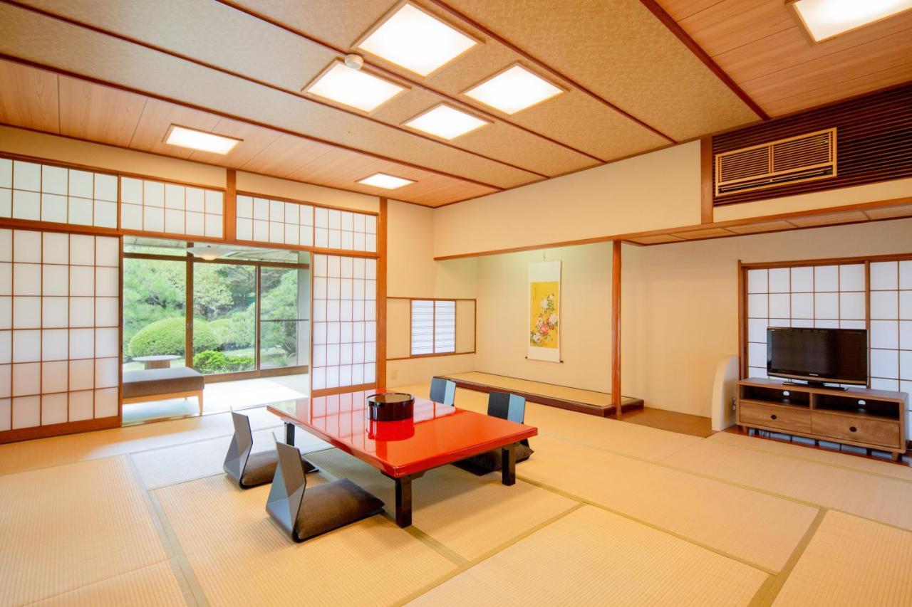 Suisui Garden Ryokan Hotel Kitakyushu Exterior photo